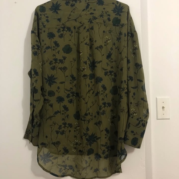 GUESS shirt size S - Picture 2 of 4
